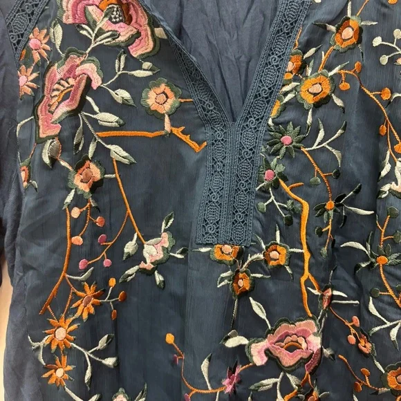 Anthropologie Tiny Eliana Embroidered Top - Picture 7 of 13